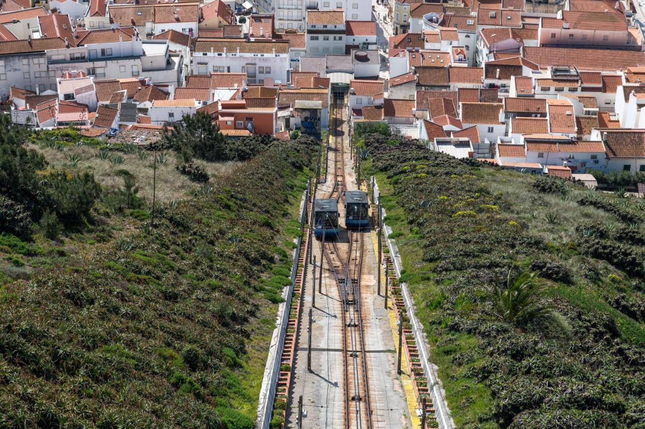 Bayview Nazare A Sua Casa A Beira Mar - 20 Mt Da Praia E Da Famosa Bola Nivea エクステリア 写真